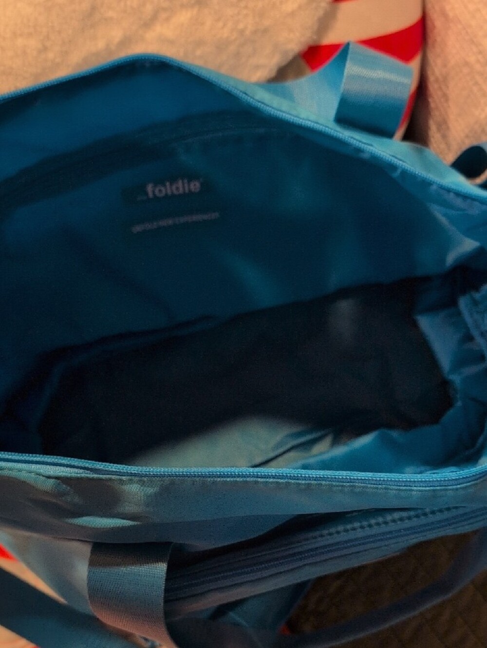 Foldie Blue Travel Duffel Bag for Women - Picture 3 of 5